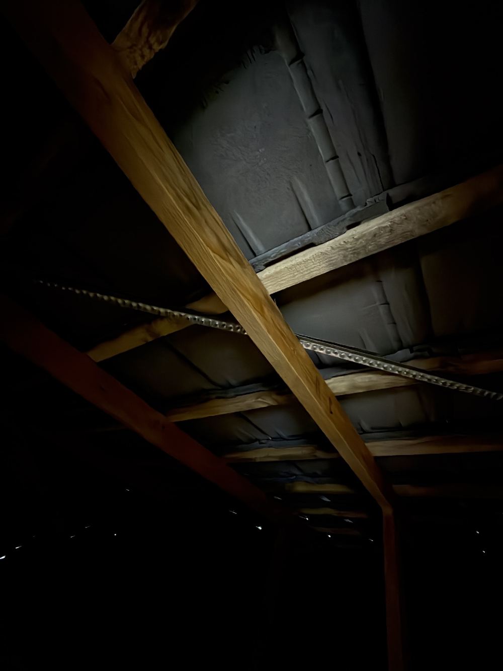 Speed brace joint in the roof not spliced the way the detail requires, Berwick